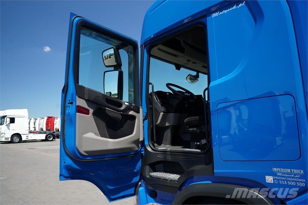 Scania R 450 وحدات الجر