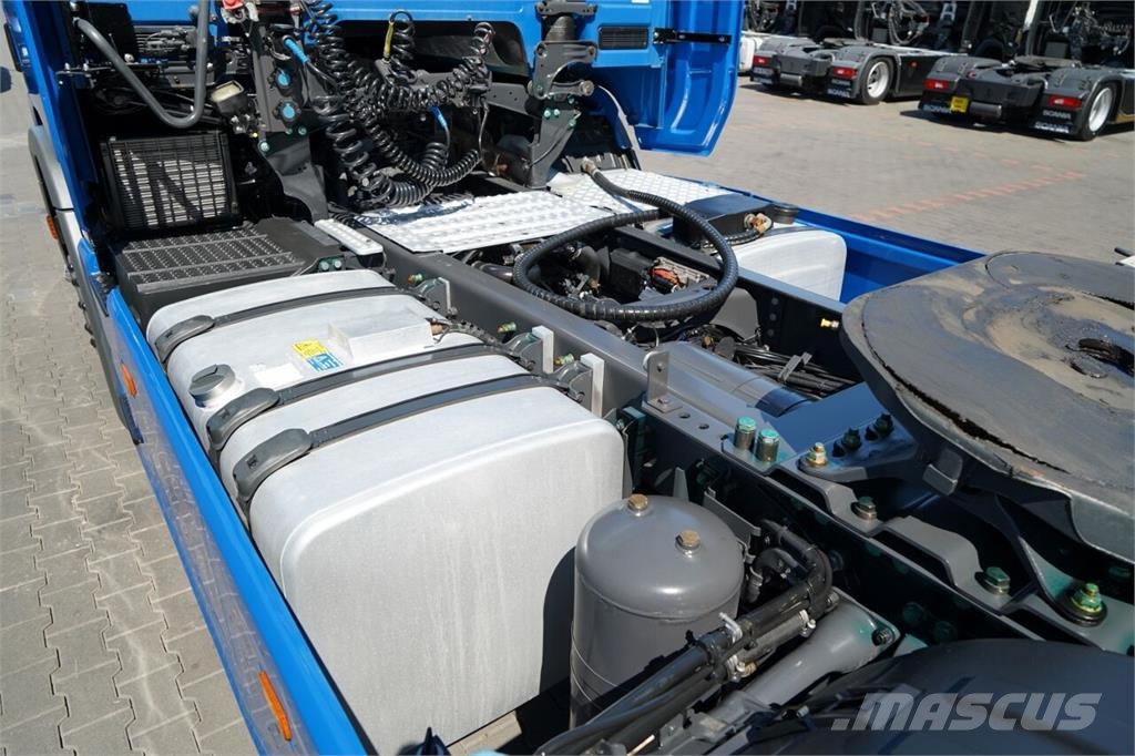Scania R 450 وحدات الجر