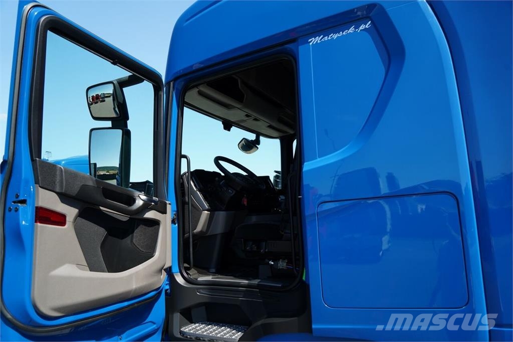 Scania R 450 وحدات الجر