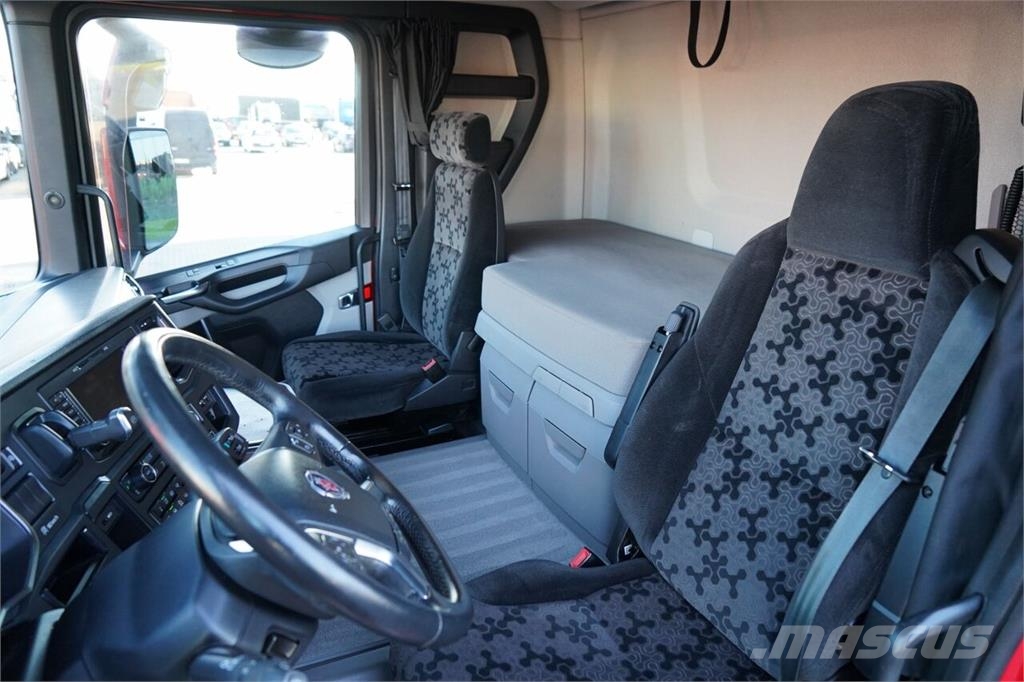 Scania R 450 Τράκτορες