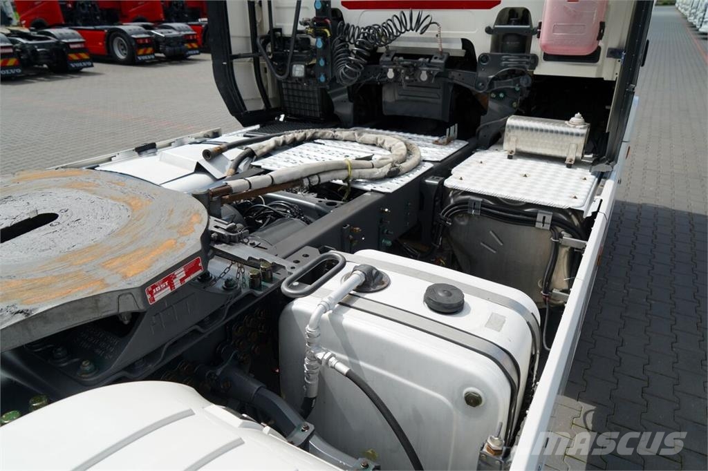 Scania R 520 Τράκτορες