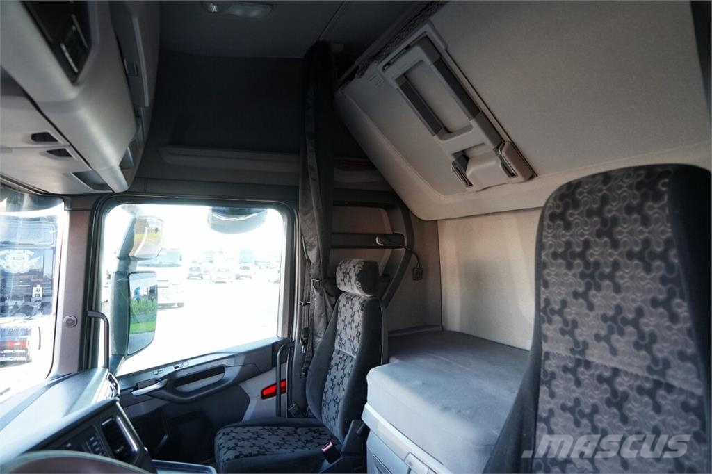 Scania R 730 트랙터 유닛