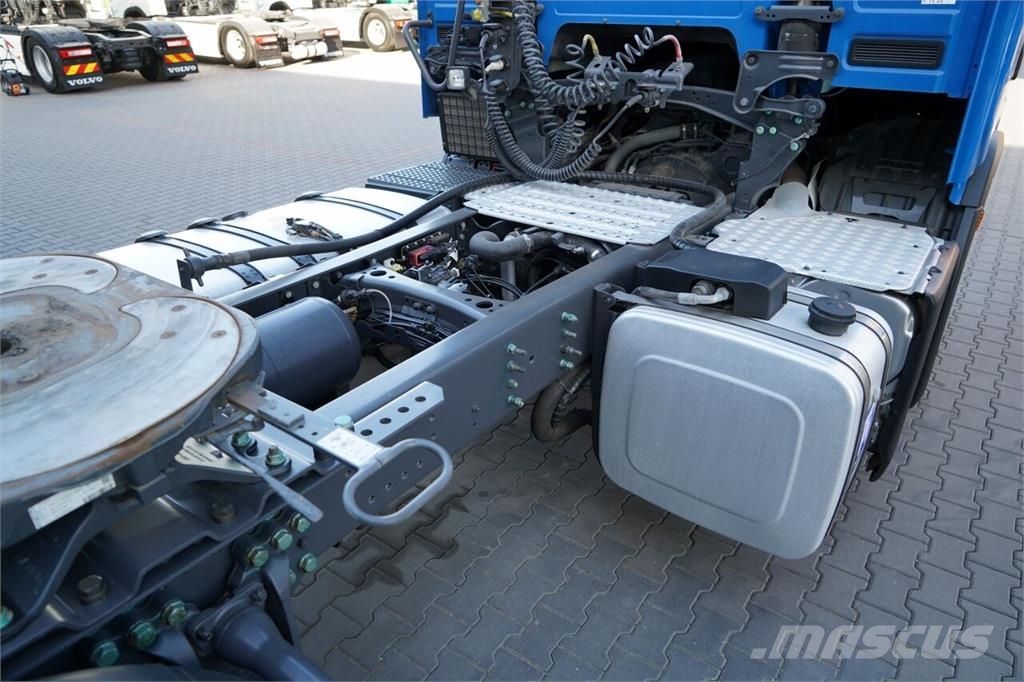 Scania R450 Τράκτορες