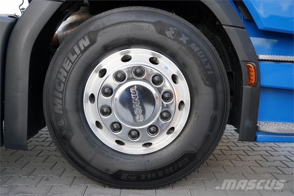 Scania R450 Τράκτορες