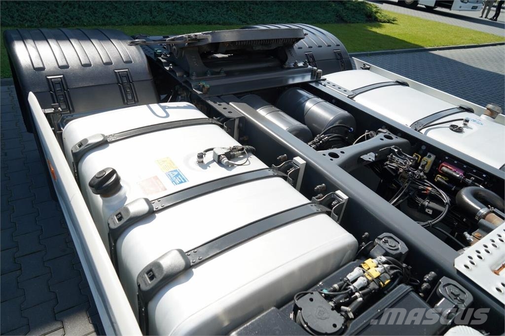 Scania S 450 Trekkers