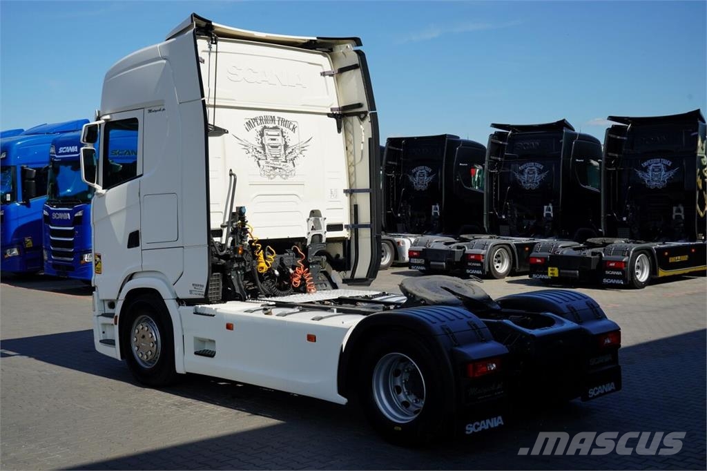 Scania S 450 Trekkers