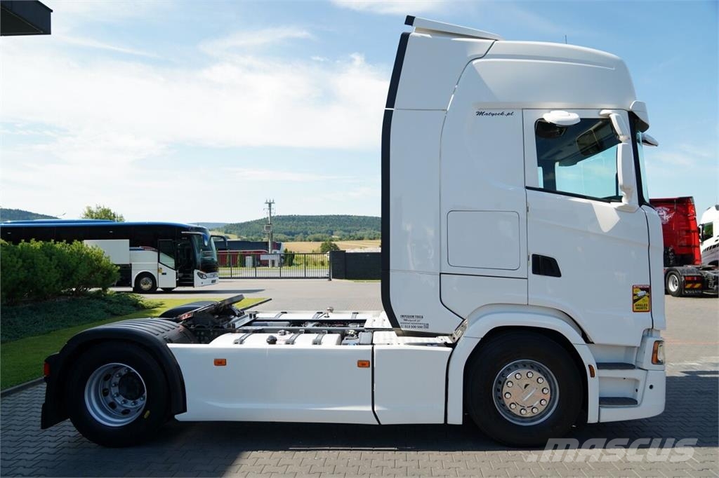Scania S 450 Trekkers