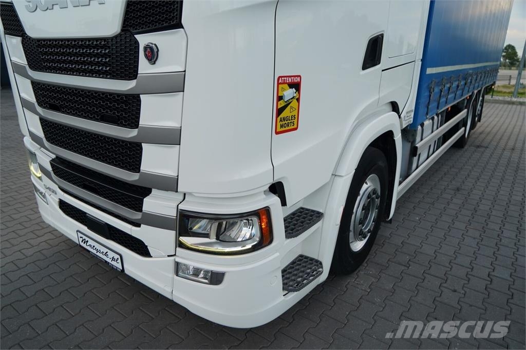 Scania S 450 篷布货车