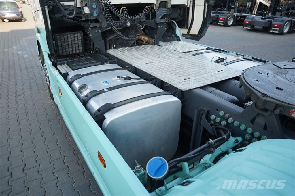 Scania S 450 / I - PARK COOL Sadulveokid