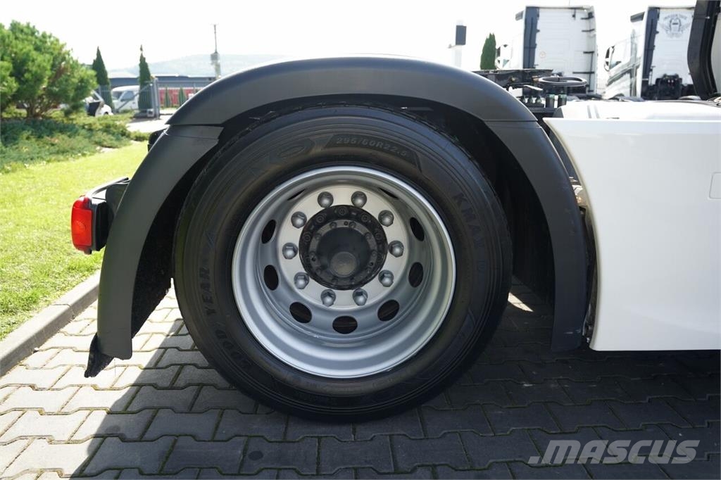Scania S 500 Trekkers