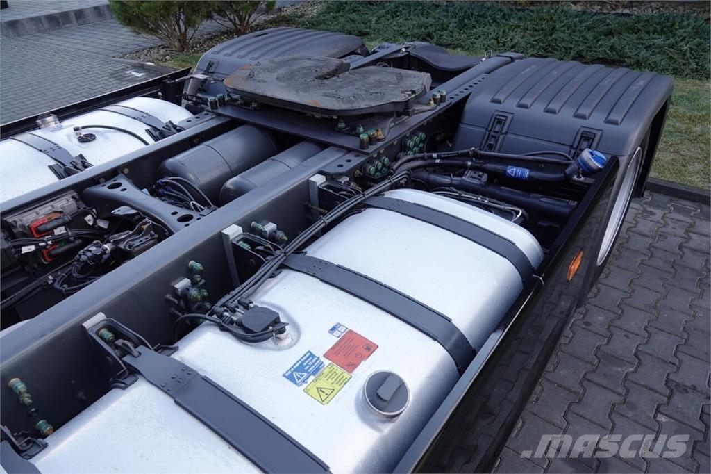 Scania S 560 / MEGA / RETARDER / I-PARK COOL / LOWDECK / Vilcēji