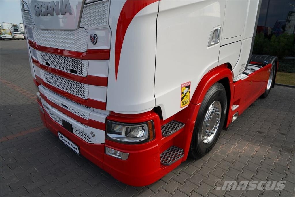 Scania S 580 / V8 Tahače