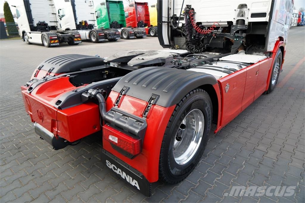 Scania S 580 / V8 Tahače