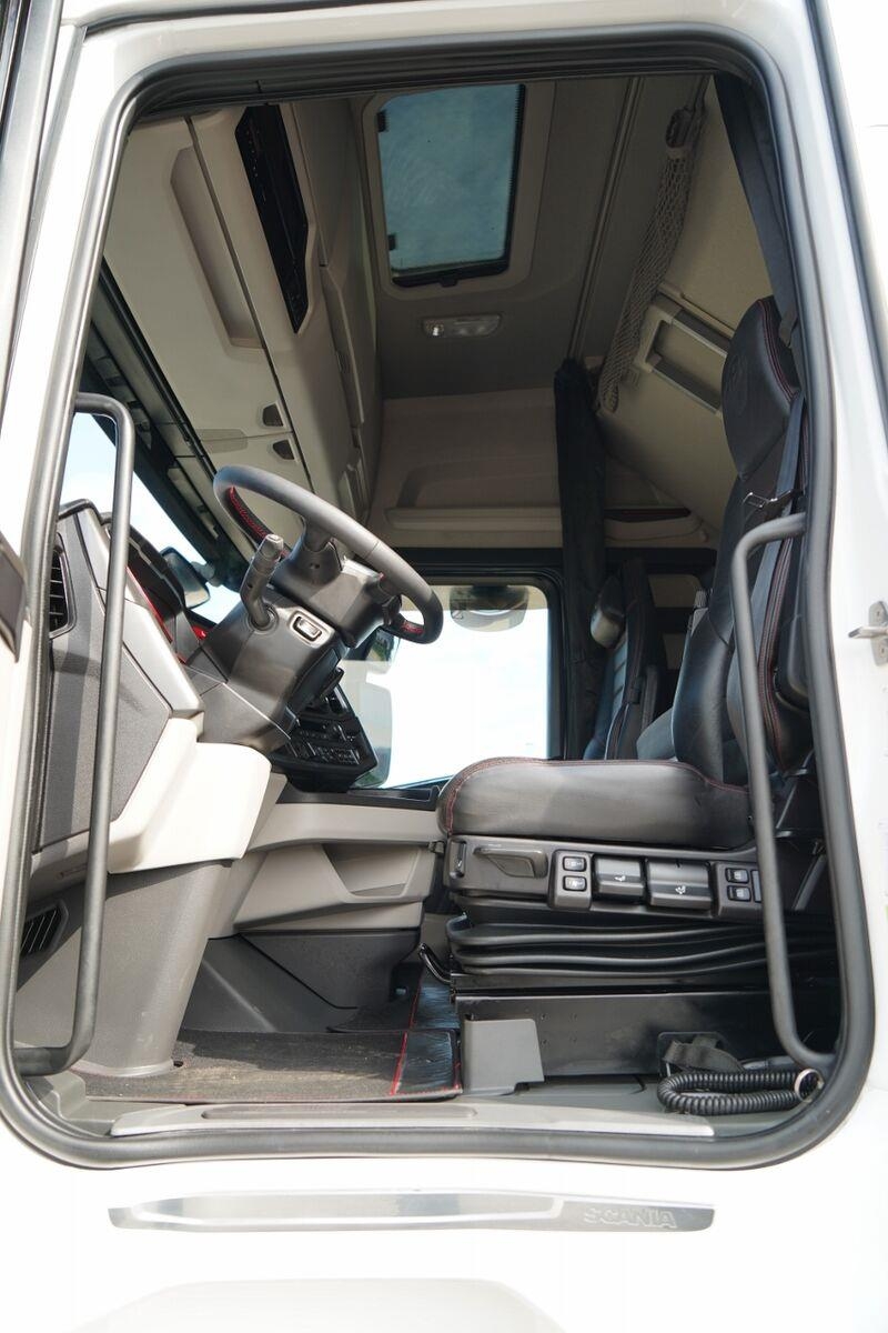 Scania S 580 / V8 Tahače