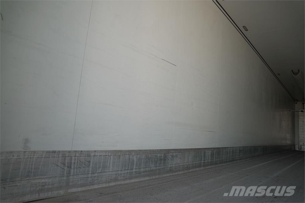 Schmitz Cargobull  نصف مقطورات بدرجة حرارة قابلة للضبط