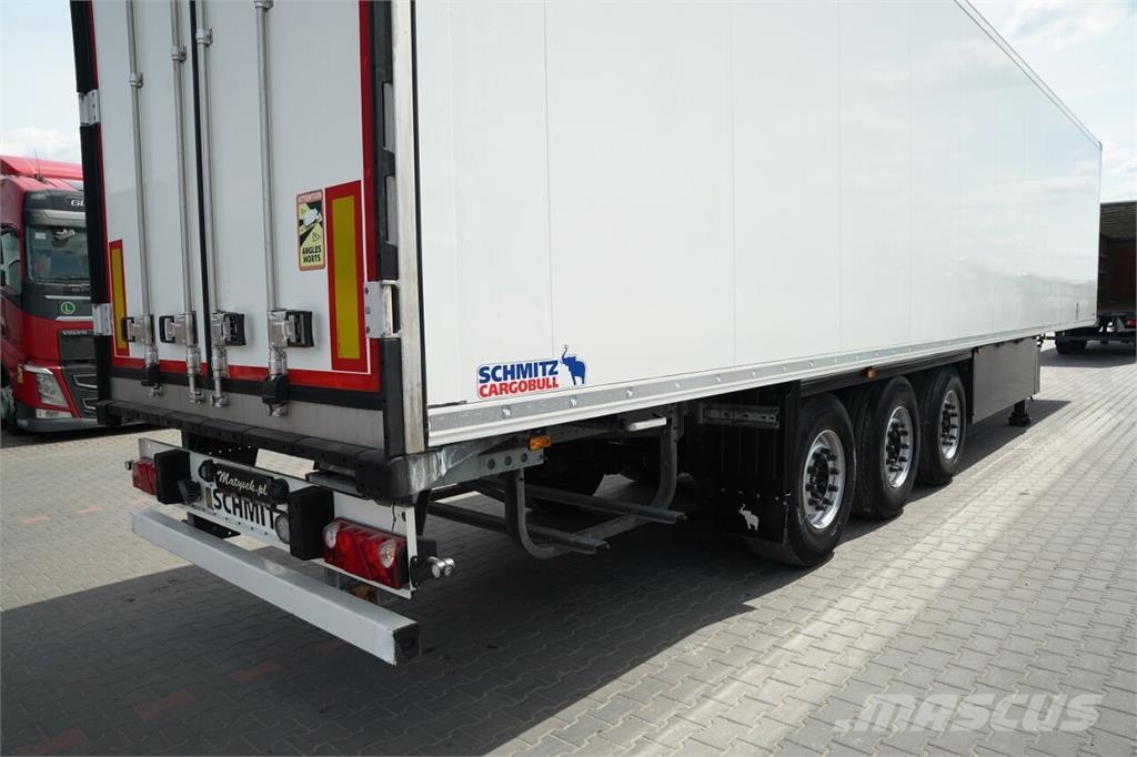 Schmitz Cargobull CHŁODNIA / CARRIER MAXIMA 1300 / OŚ PODNOSZONA / K نصف مقطورات بدرجة حرارة قابلة للضبط
