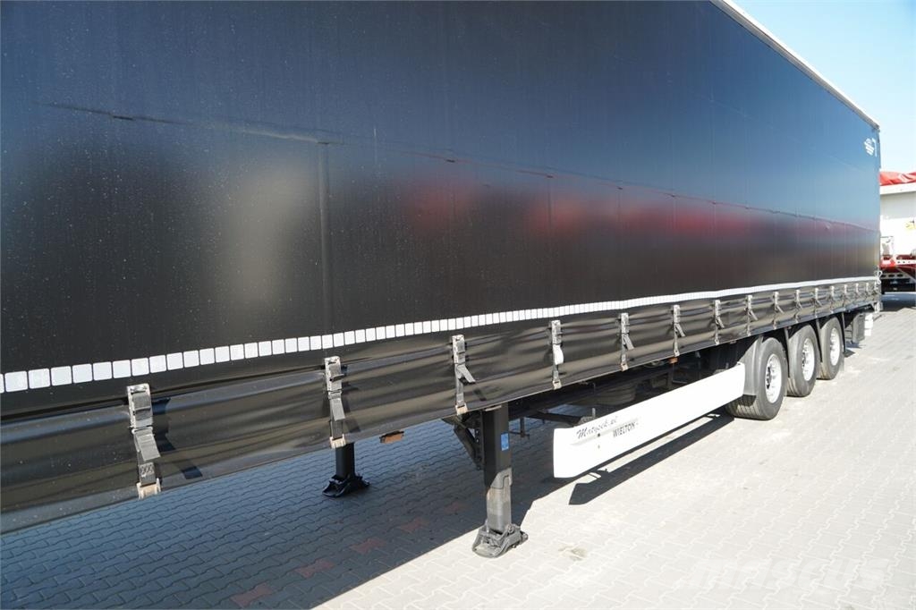 Schmitz Cargobull  Semirremolques de caja de lona