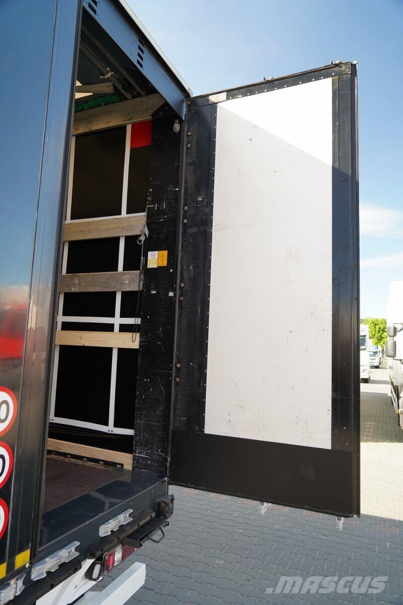 Schmitz Cargobull  Semirremolques de caja de lona