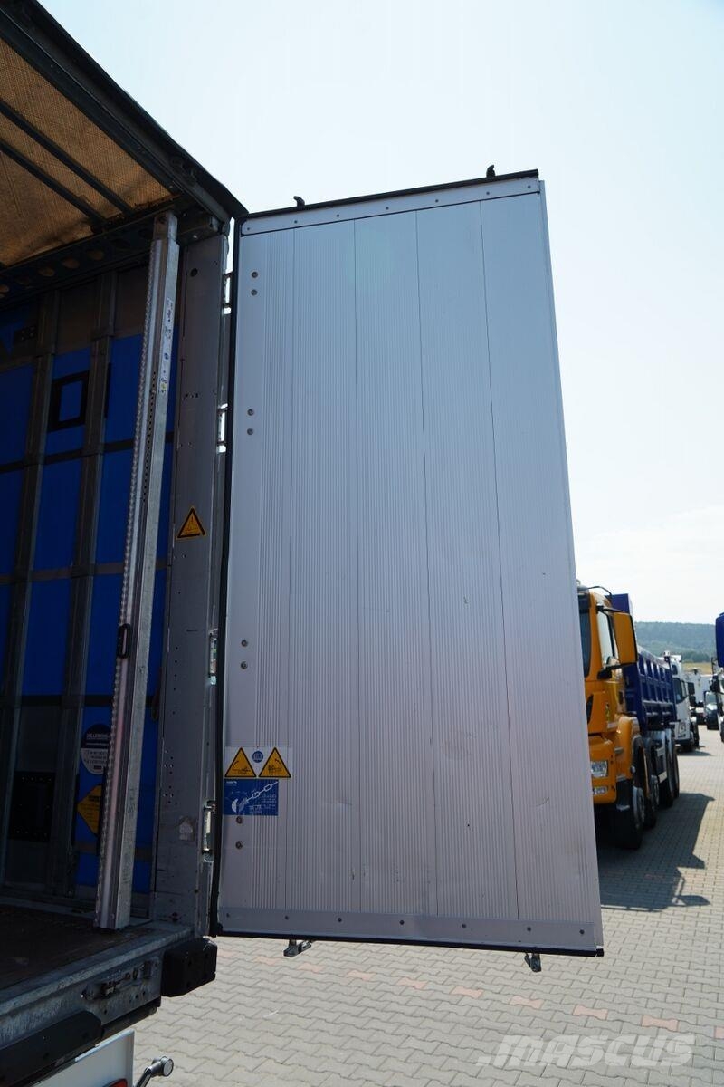 Schmitz Cargobull  Semirremolques con caja de lona