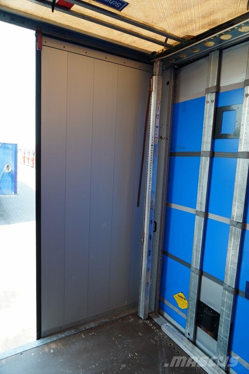 Schmitz Cargobull  Semirremolques con caja de lona