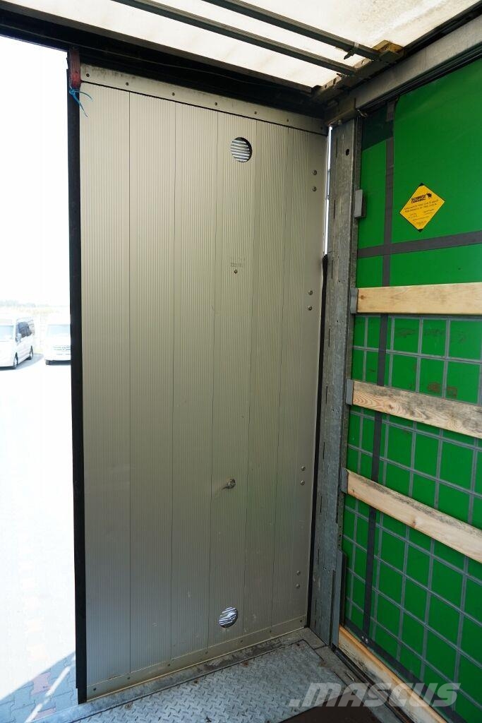 Schmitz Cargobull  Semirremolques con caja de lona