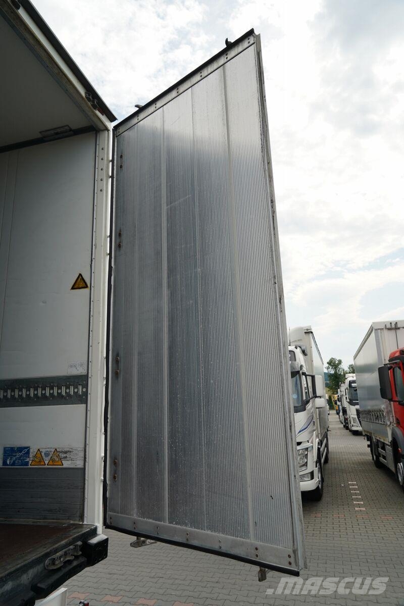 Schmitz Cargobull Semirremolques con carrocería de caja