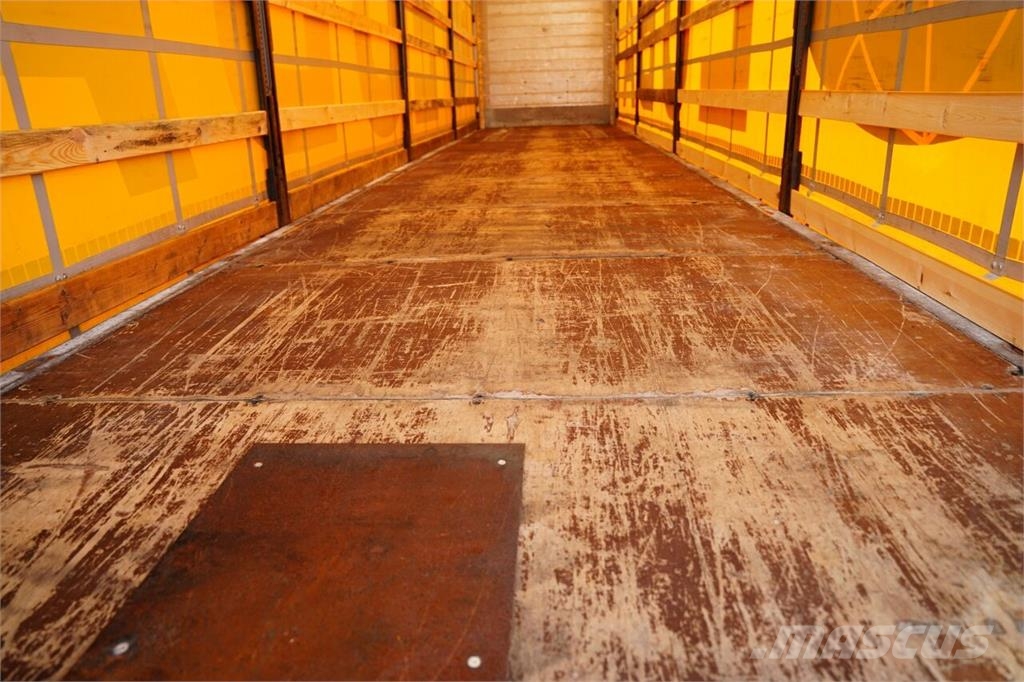 Schmitz Cargobull / FIRANKA / STANDARD / OSIE SCHMITZ Semi-remorca speciala