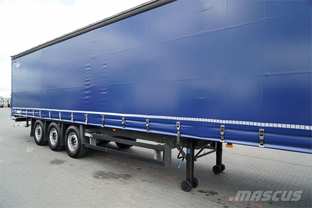 Schmitz Cargobull Curtainsider semi-trailers