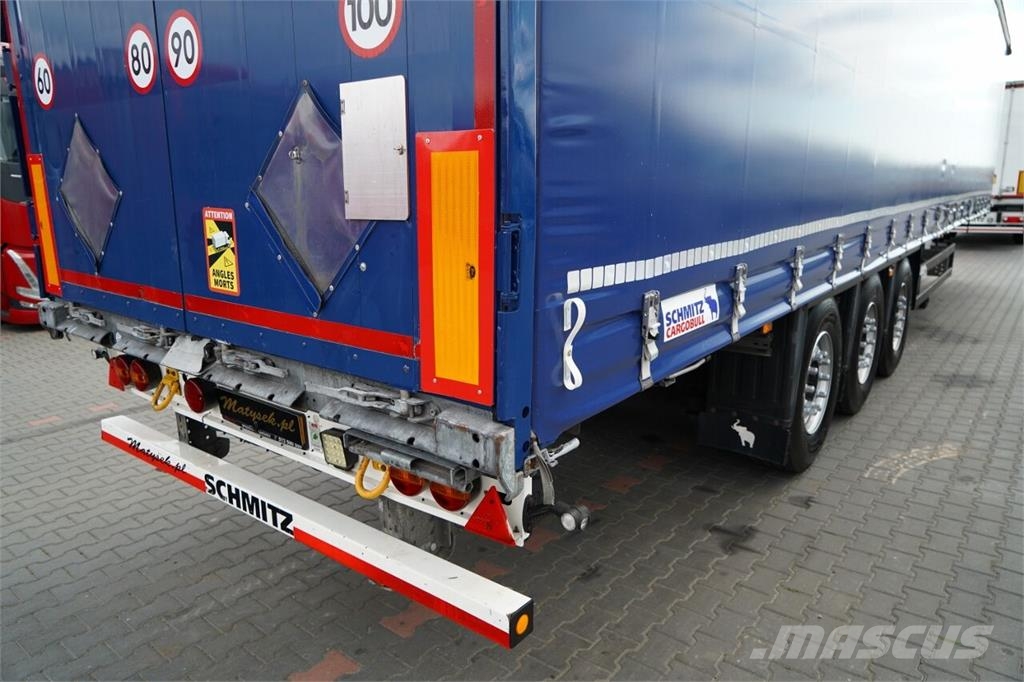 Schmitz Cargobull Curtainsider semi-trailers