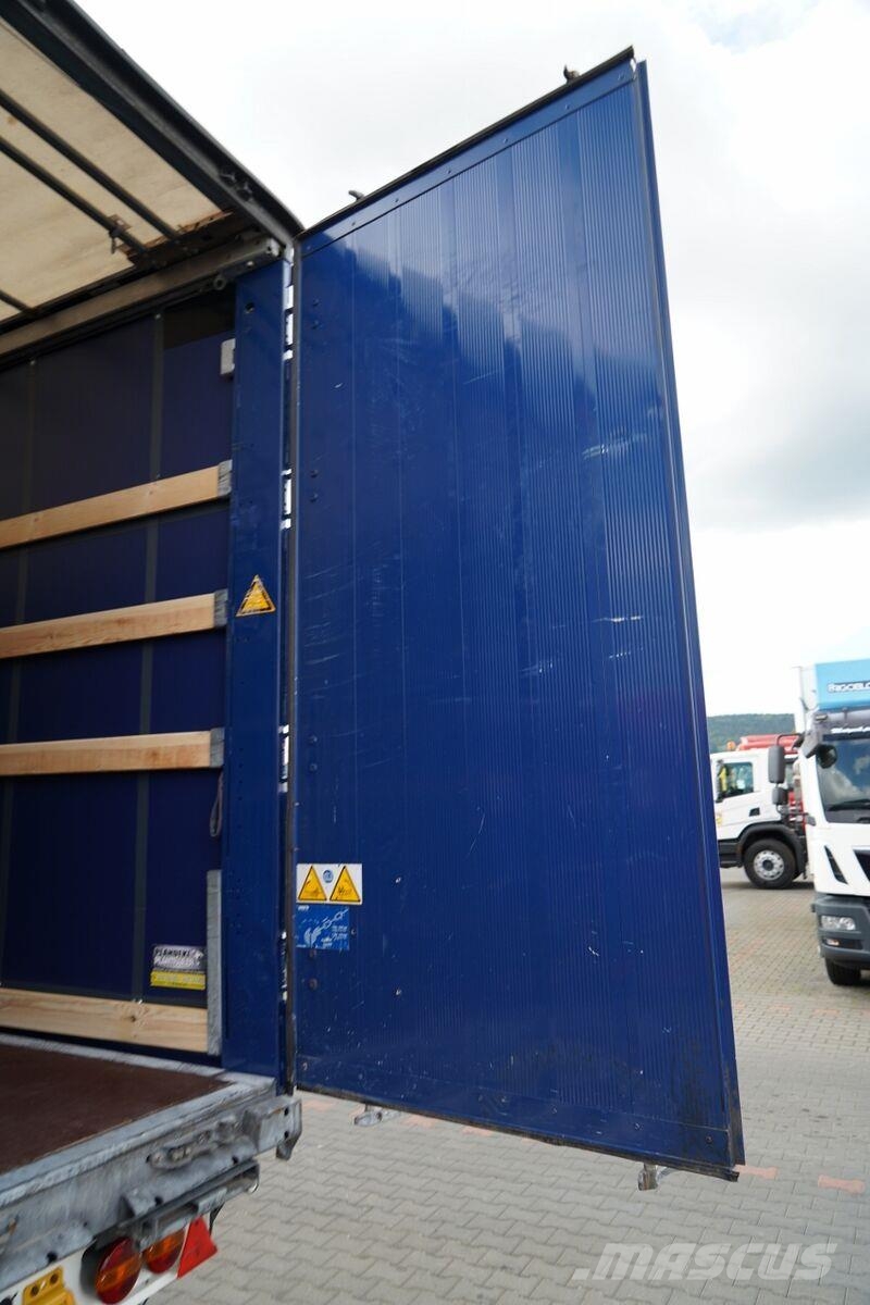 Schmitz Cargobull Curtainsider semi-trailers