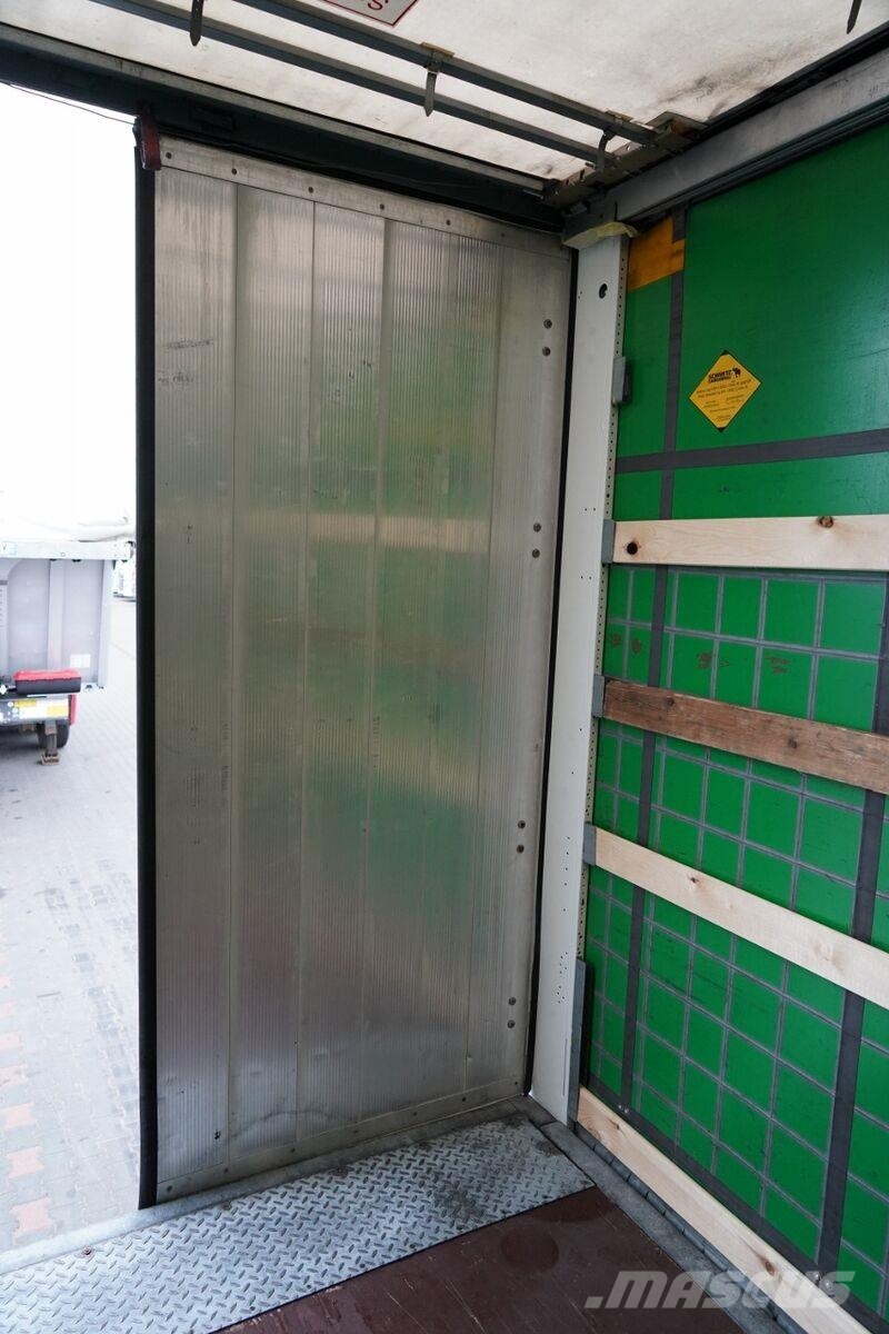 Schmitz Cargobull FIRANKA / STANDARD Curtainsider semi-trailers
