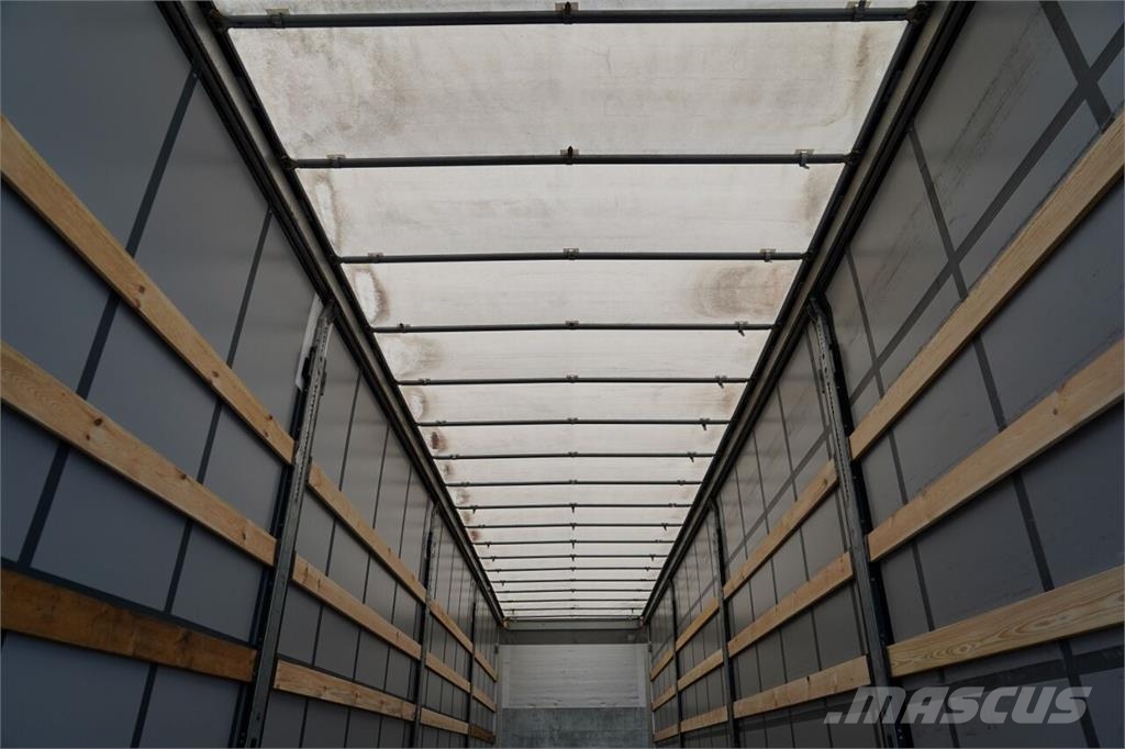 Schmitz Cargobull STANDARD Tents puspiekabes