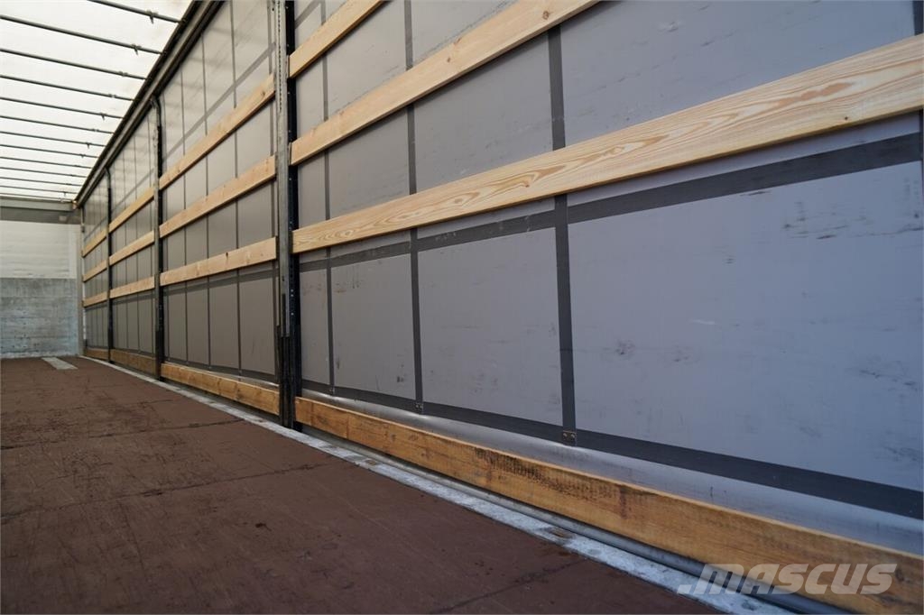 Schmitz Cargobull STANDARD Tents puspiekabes