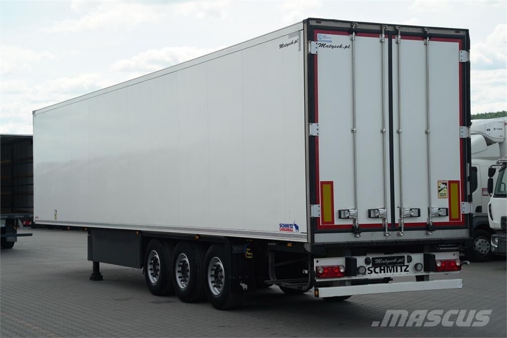 Schmitz Cargobull CHŁODNIA / CARRIER MAXIMA 1300 / OŚ PODNOSZONA / K نصف مقطورات بدرجة حرارة قابلة للضبط