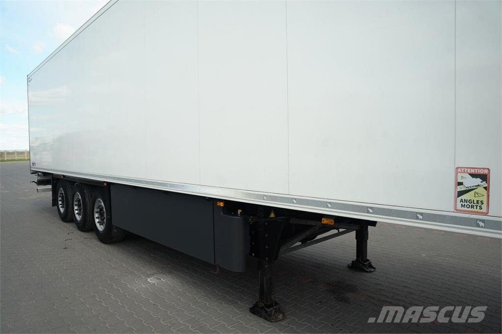 Schmitz Cargobull CHŁODNIA / CARRIER MAXIMA 1300 / OŚ PODNOSZONA / K نصف مقطورات بدرجة حرارة قابلة للضبط