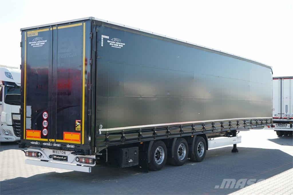 Schmitz Cargobull  Semirremolques de caja de lona