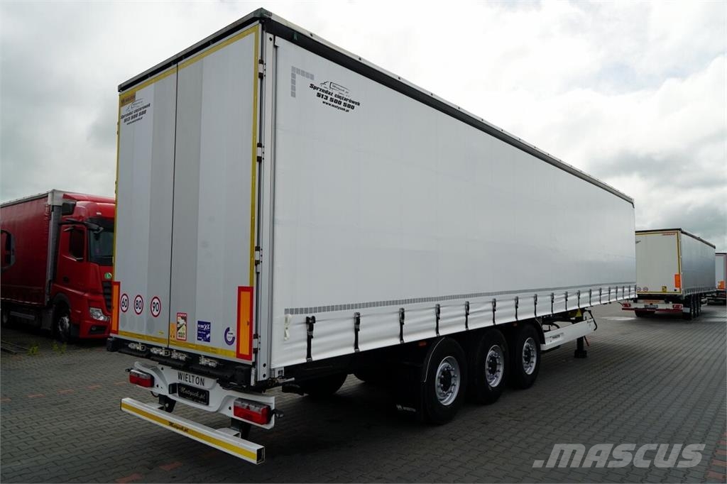Schmitz Cargobull STANDARD / نصف مقطورات بباب جانبي