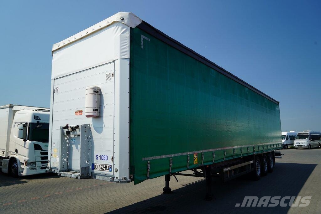 Schmitz Cargobull  Semirremolques con caja de lona