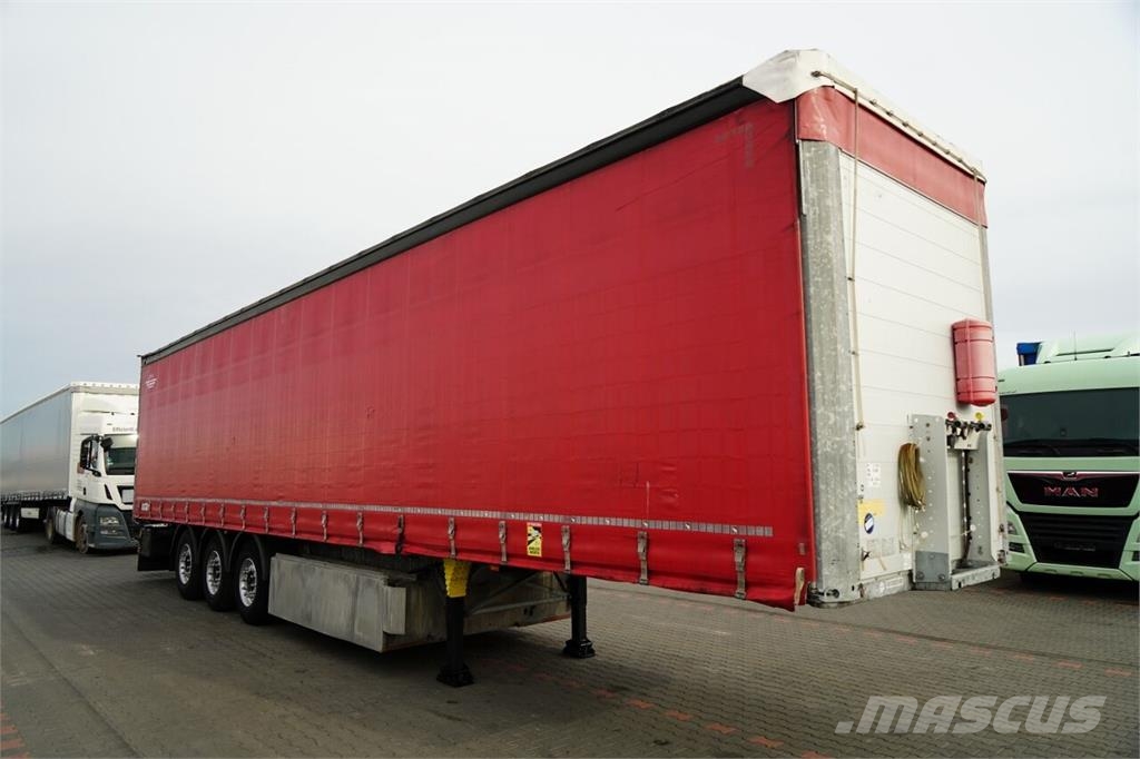 Schmitz Cargobull Curtainsider semi-trailers