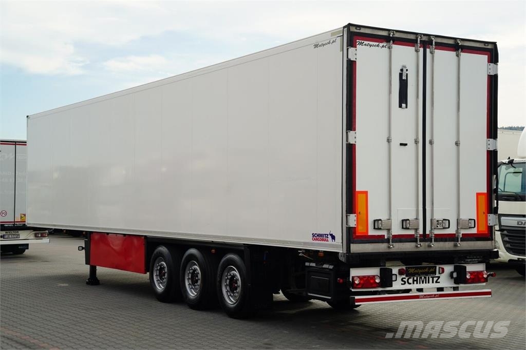 Schmitz Cargobull CHŁODNIA / CARRIER MAXIMA 1 300 / OŚ PODNOSZONA /  Kylmä-/Lämpökoripuoliperävaunut