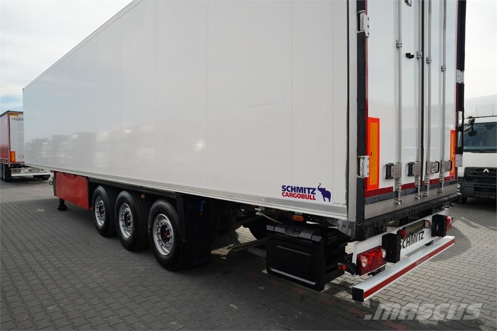 Schmitz Cargobull CHŁODNIA / CARRIER MAXIMA 1 300 / OŚ PODNOSZONA /  Kylmä-/Lämpökoripuoliperävaunut