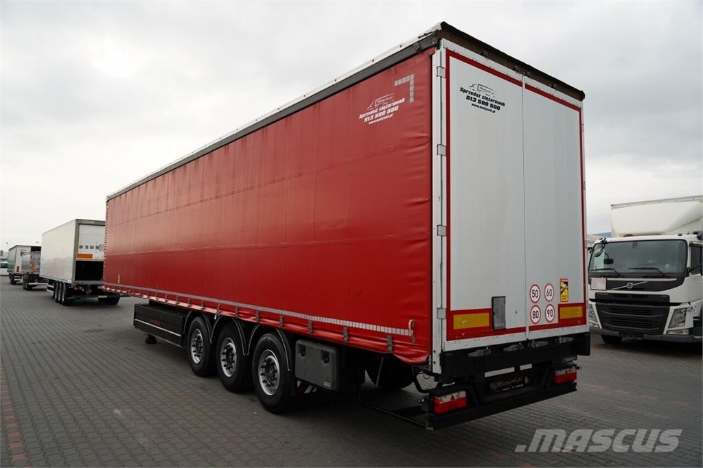 Schwarzmüller Curtainsider semi-trailers