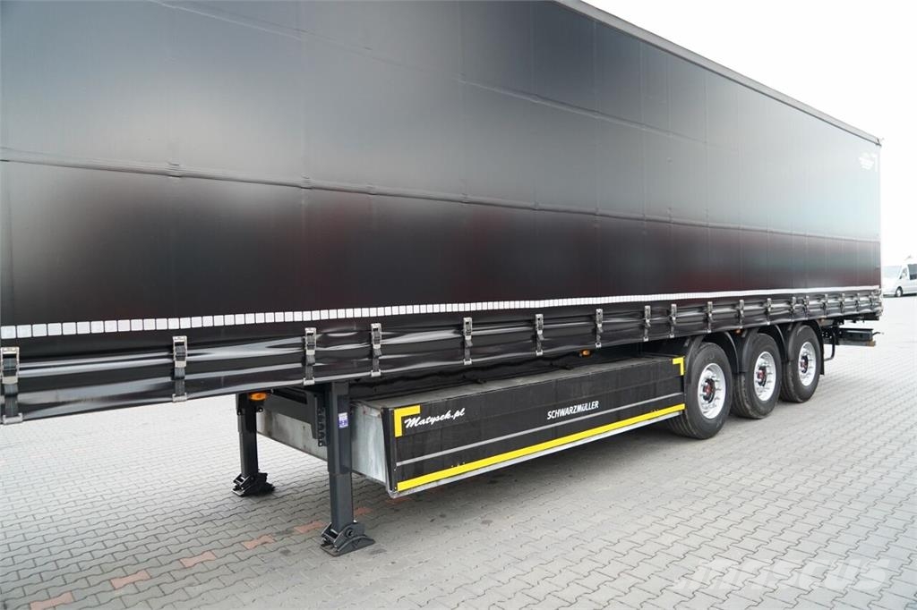 Schwarzmüller Curtainsider semi-trailers