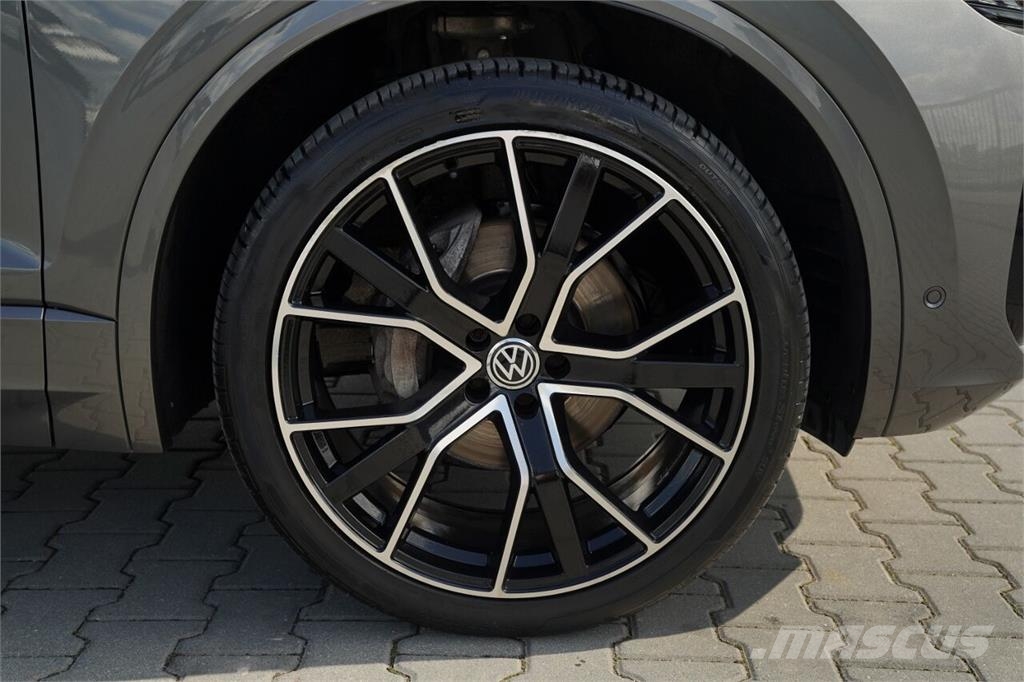 Volkswagen Touareg 3.0 V6 TDI SCR 4Motion R-Line Voiture