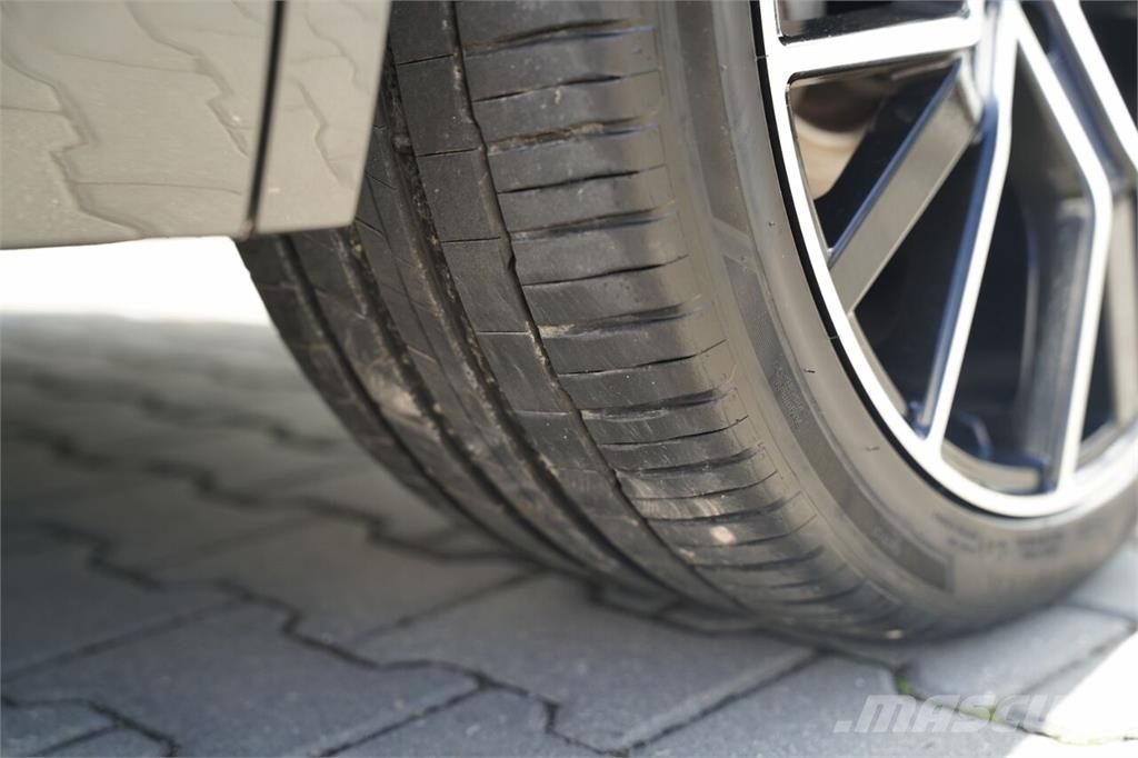 Volkswagen Touareg 3.0 V6 TDI SCR 4Motion R-Line Voiture