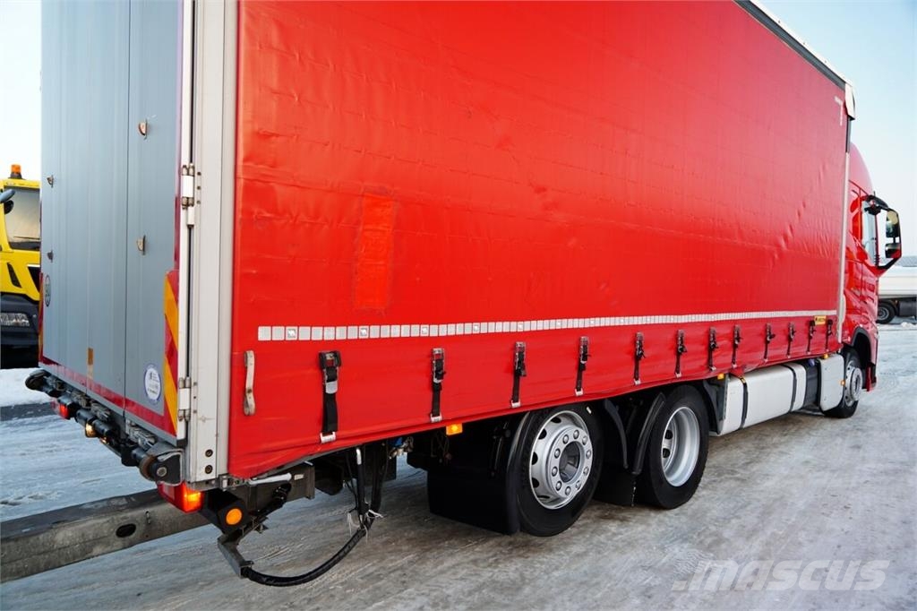 Volvo FH 460 Camión con caja abierta