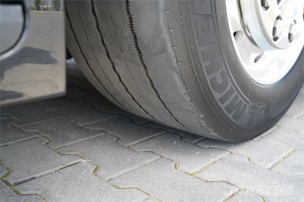 Volvo FH 500 / I-SAVE / I-PARK Camiones de caja de lona