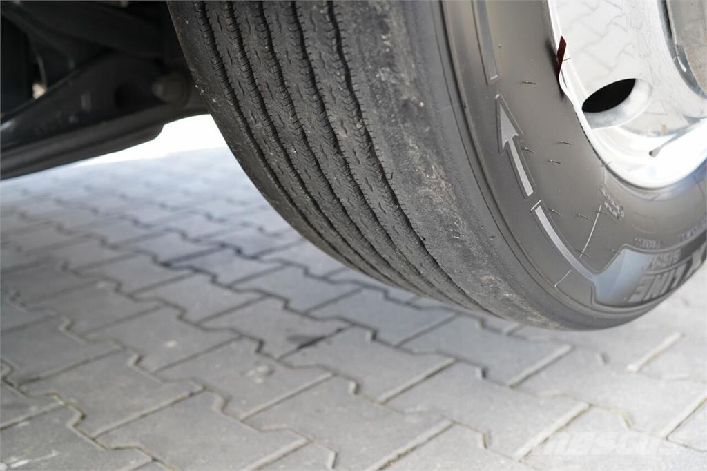 Volvo FH 500 / I-SAVE / I-PARK Camiones de caja de lona