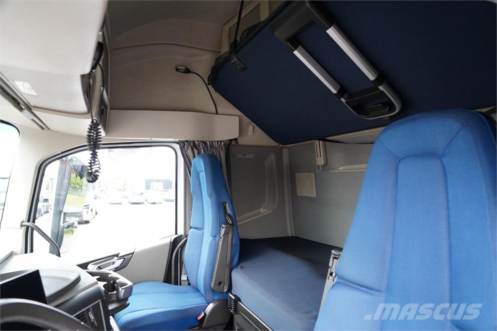 Volvo FH 500 / I-PARK COOL / I- SAVE Trekkers