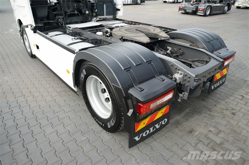 Volvo FH 500 / XXL / I-PARK COOL / TV / EURO 6 Тягачі